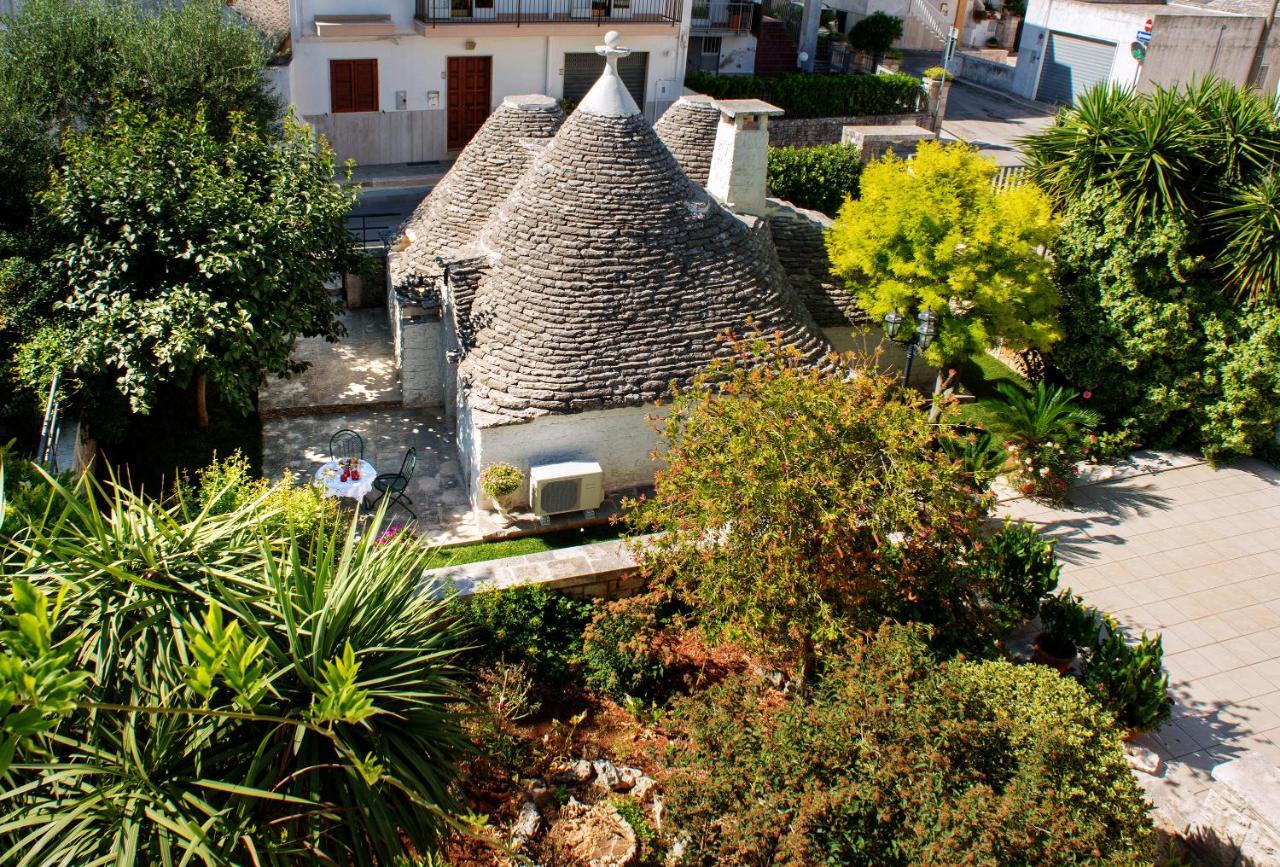 Trullo Giardino Fiorito Bed & Breakfast Alberobello Luaran gambar